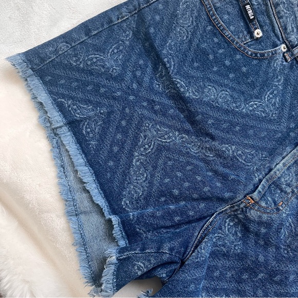 Blue Bandana Indigo Denim Shorts - Picture 10 of 10